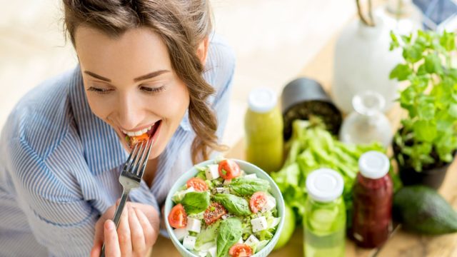 Makanan yang Mendukung Penurunan Berat Badan Secara Sehat